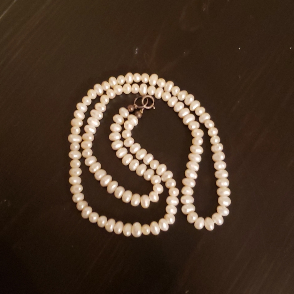 Peteit pearls